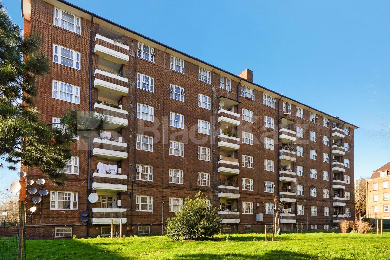 Superbly located Mid-Century development  Doddington Grove, Kennington